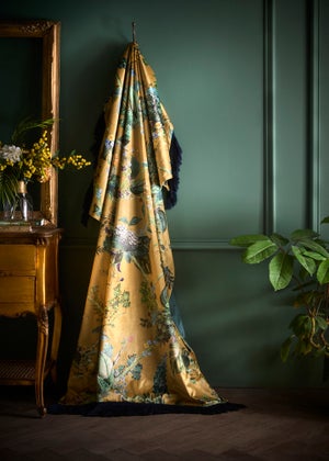Laurence Llewelyn-Bowen Cotswold Fantasia Velvet Gold Throw